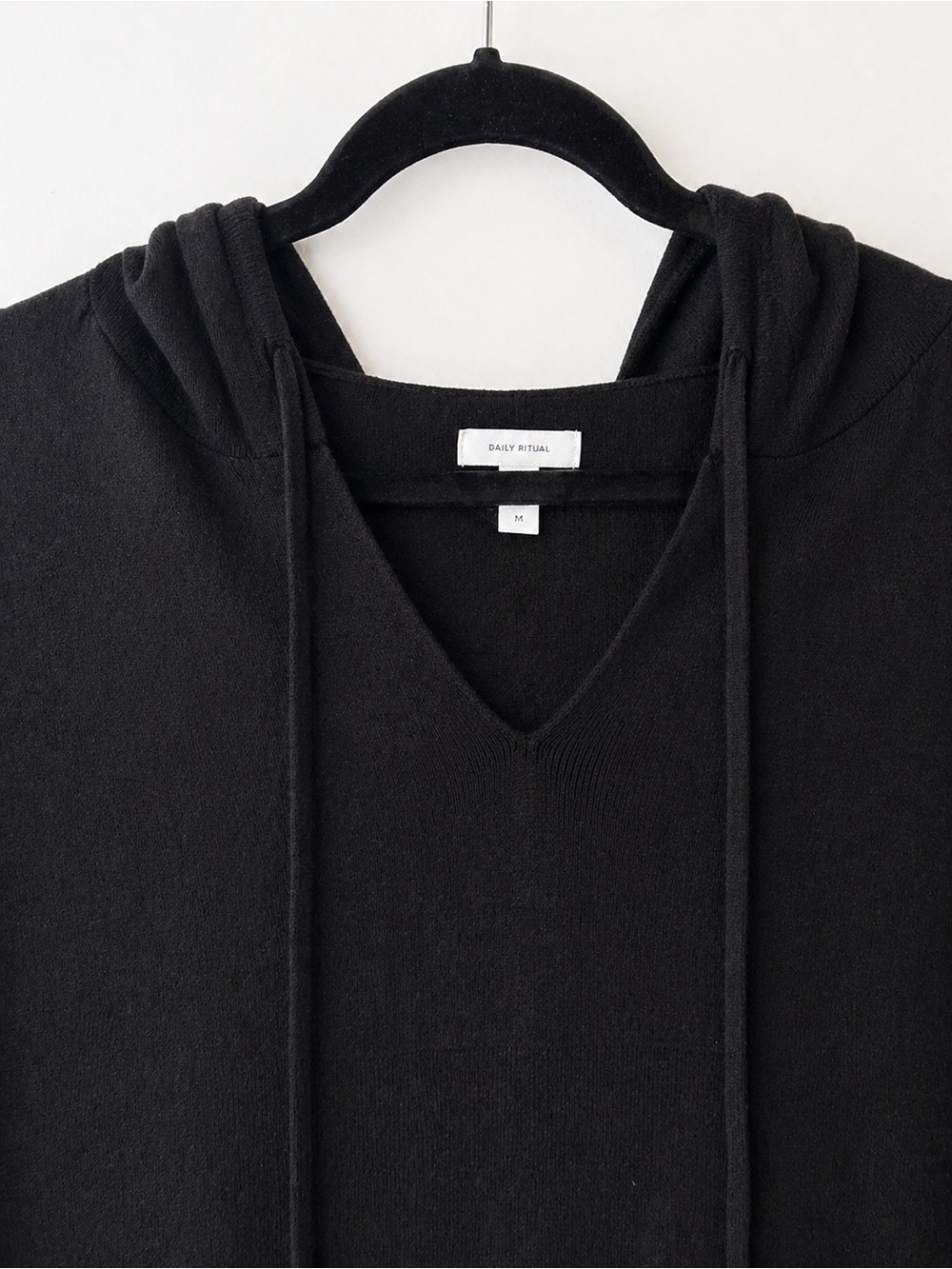 NWOT Daily Ritual Black V-Neck Hoodie Sweater – Size Medium Soft Stretch - Picture 4 of 5